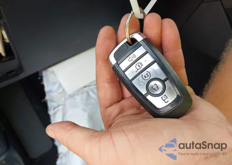 2021 Ford Explorer Xlt z USA, uszkodzony, nr VIN 1FMSK8DH4MGA77304